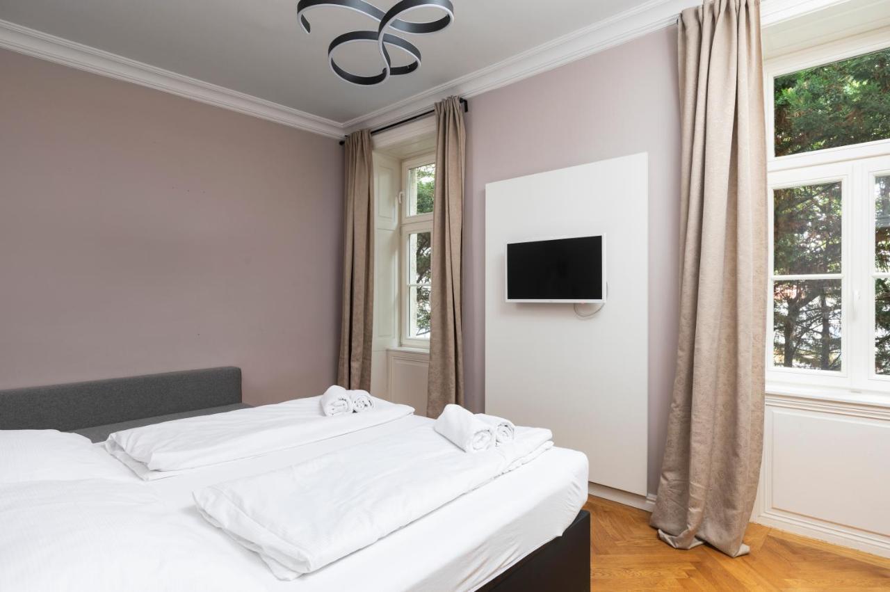 Imperial Apartments Schoenbrunn - Contactless Check-In Vienna Esterno foto