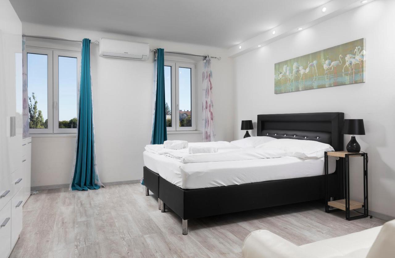 Imperial Apartments Schoenbrunn - Contactless Check-In Vienna Esterno foto