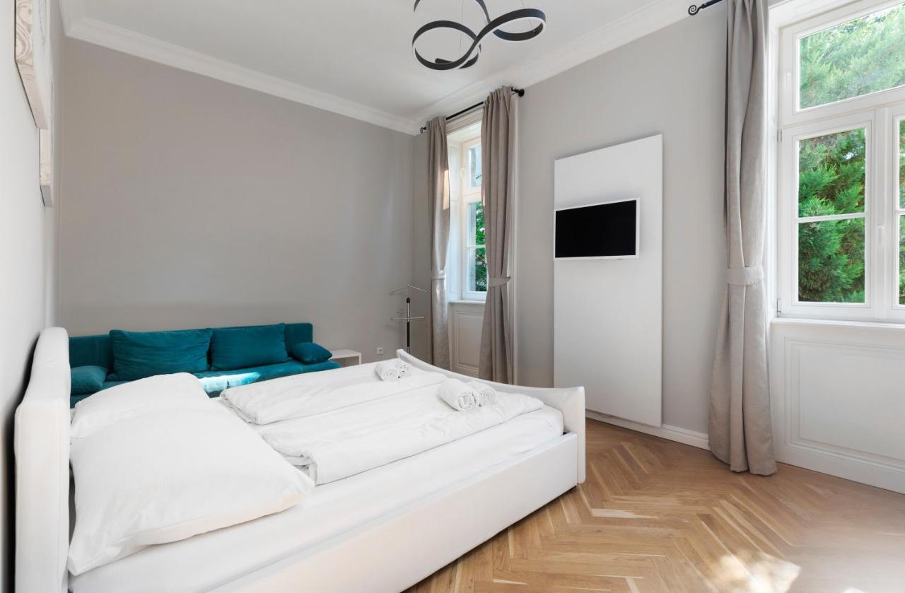 Imperial Apartments Schoenbrunn - Contactless Check-In Vienna Esterno foto