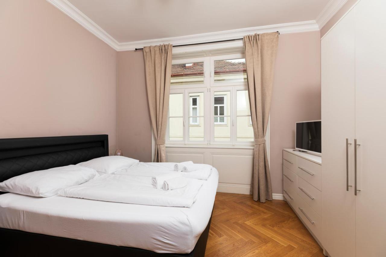 Imperial Apartments Schoenbrunn - Contactless Check-In Vienna Esterno foto