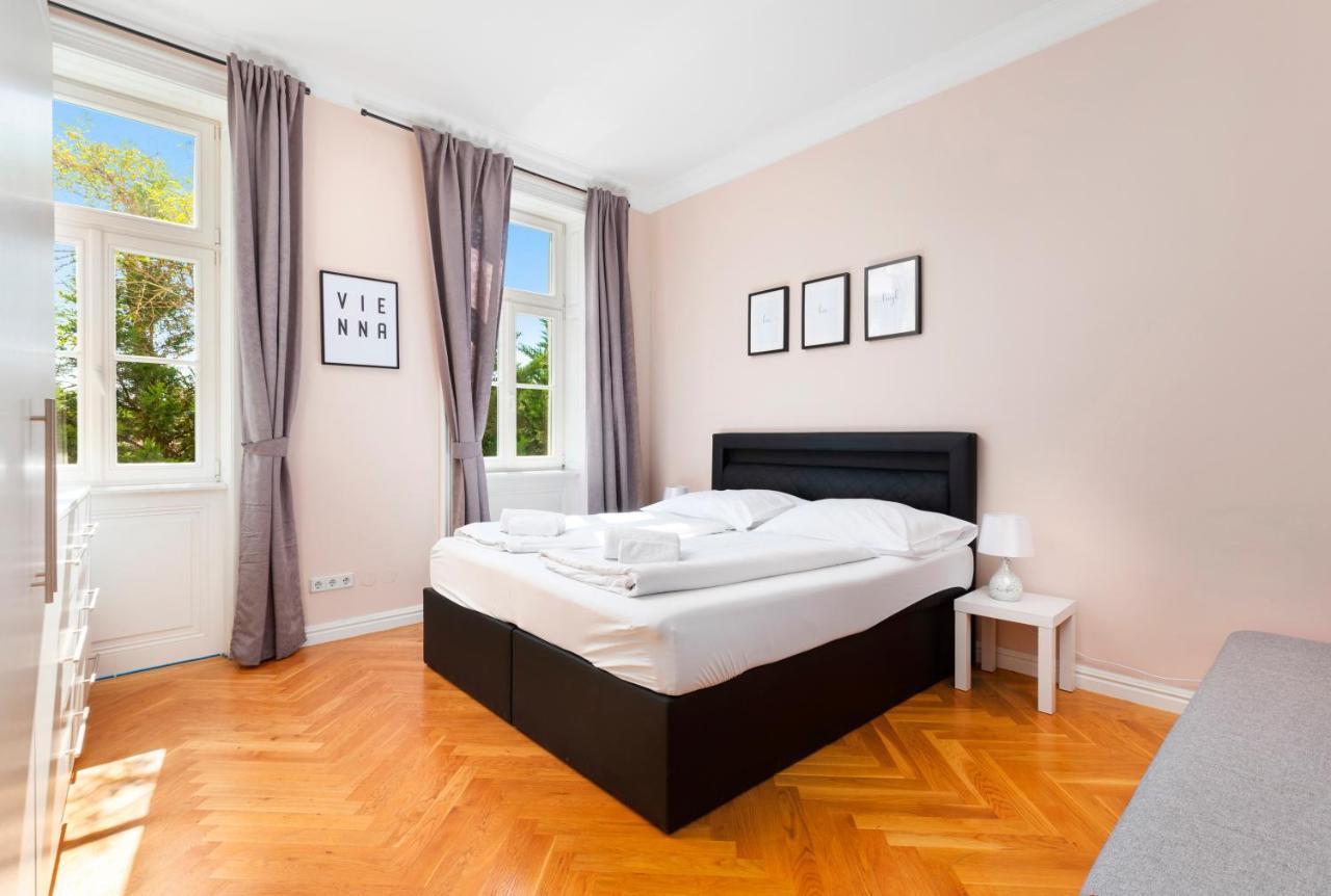 Imperial Apartments Schoenbrunn - Contactless Check-In Vienna Esterno foto